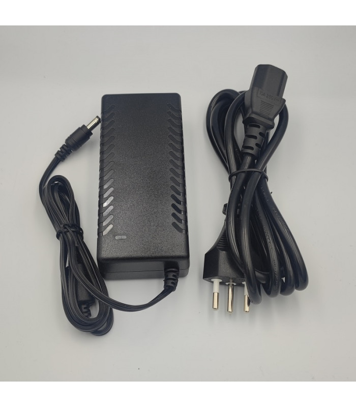 Netzteil 12V 6A 72W mit Kabel und Stecker